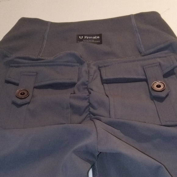 Grey Scrunch High Waist Leggings with Cargo Pockets Sz L - Picture 7 of 11